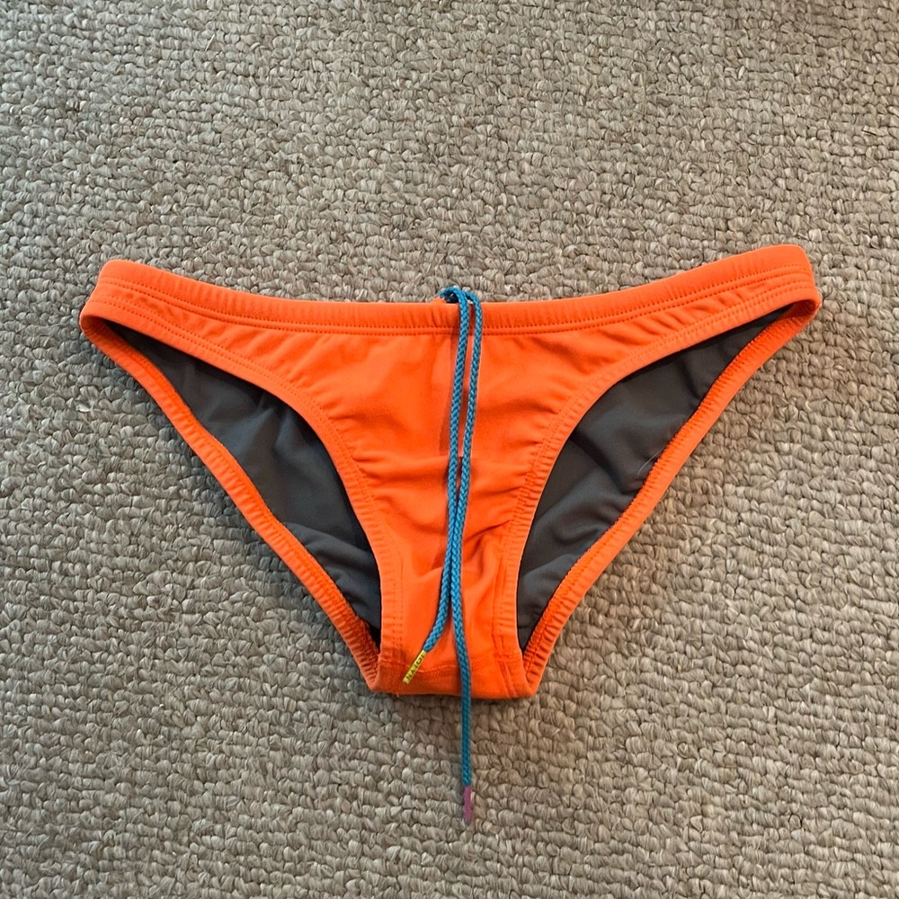 Jolyn Midl Bottoms